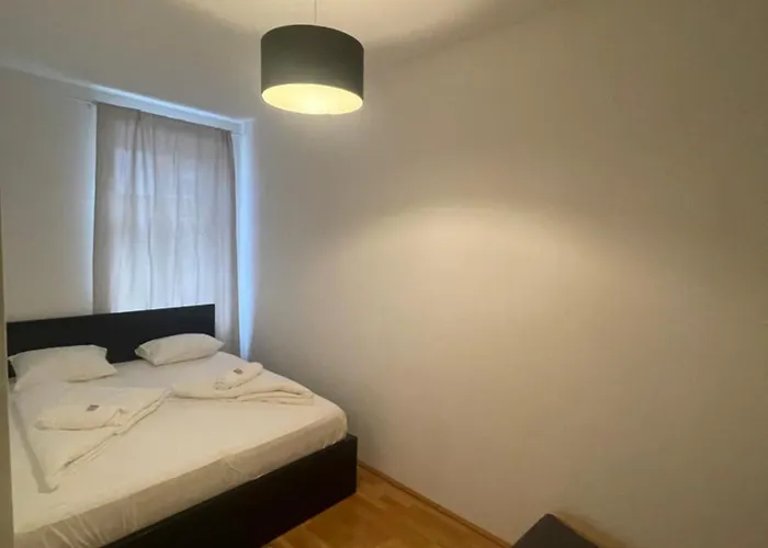 Cozy Three-room 14