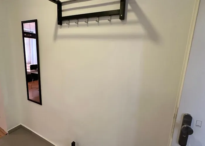 Cozy Three-room 14 *